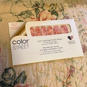 Color Street Blush Floral Nail Strips